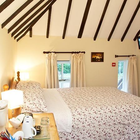 Detling Coachhouse Bed and Breakfast Maidstone Exteriör bild