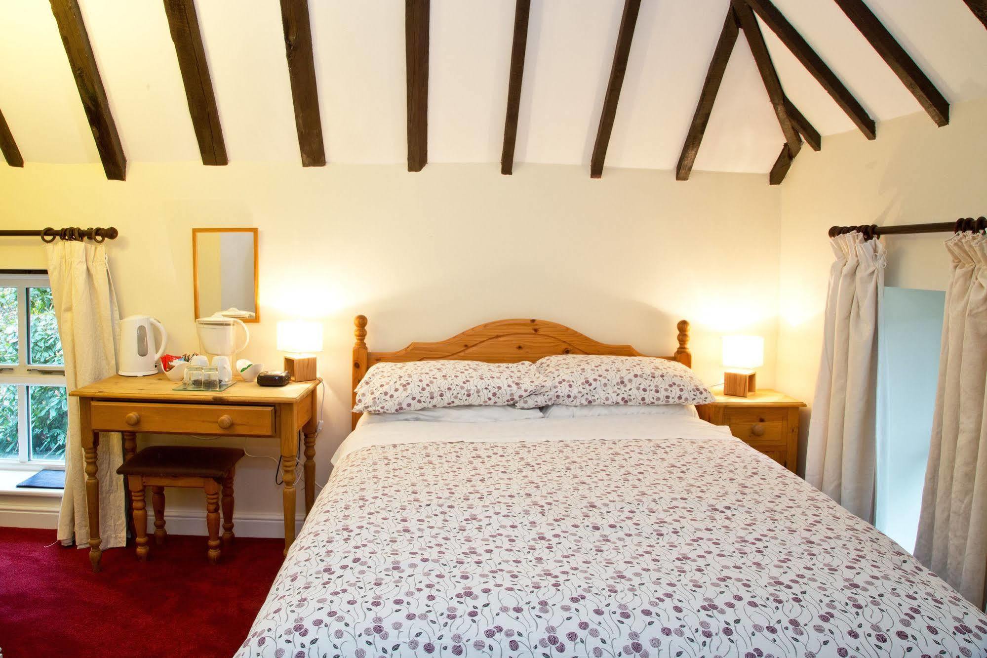 Detling Coachhouse Bed and Breakfast Maidstone Exteriör bild